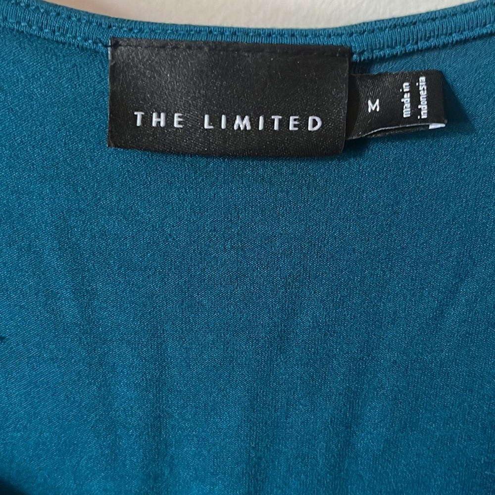 The Limited top - Picture 3 of 4